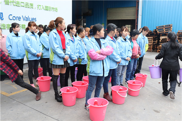 3.8女神節，国产无码精品在线观看女神（shén）一起祝（zhù）天下女神節日快樂！