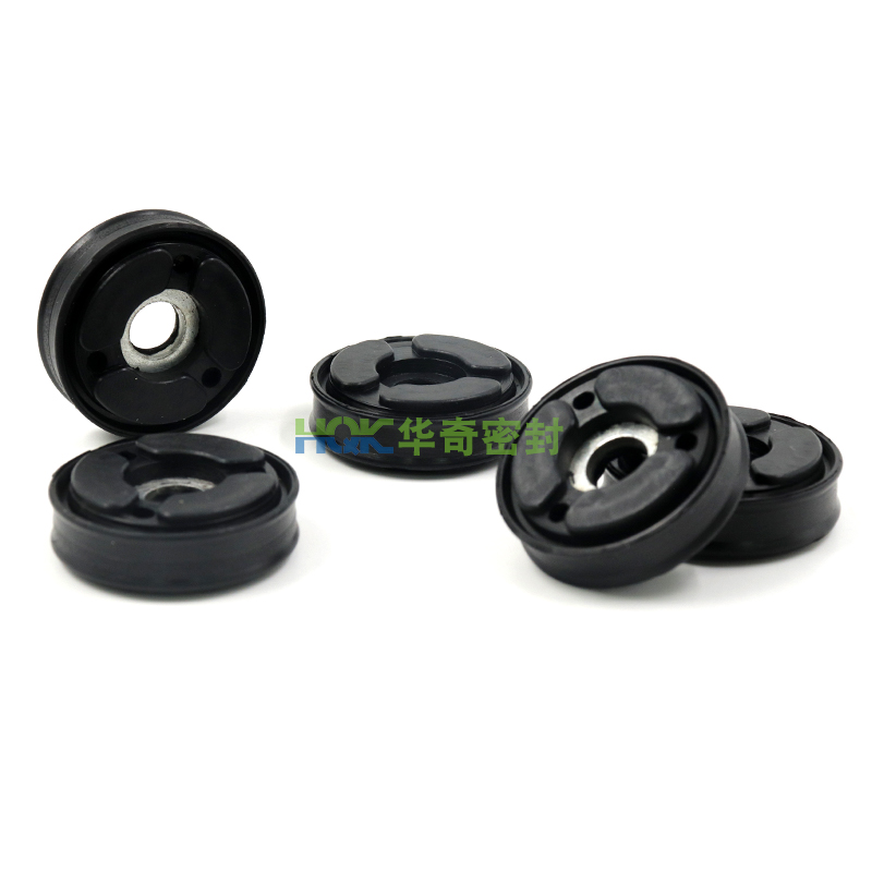 橡膠密封圈是最常（cháng）用的密封（fēng）材料，其中（zhōng）以采用丁腈橡膠為主